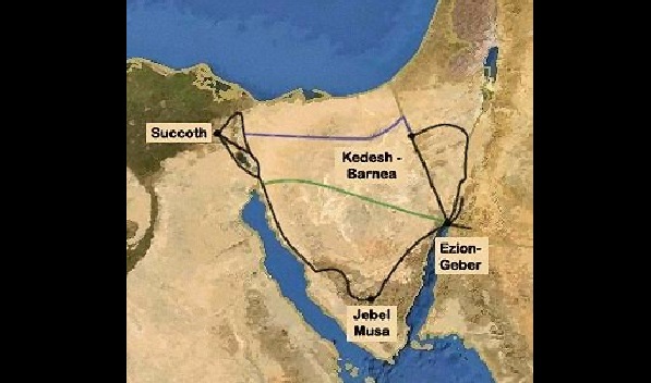 Исход евреев из Египта. Чёрным цветом показана традиционная версия пути; синим и зелёным другие версии