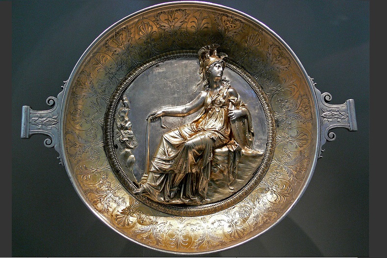 «Афина». Рельефное изображение на серебряном блюде, 1 в. н. э., Берлин, Государственные музеи