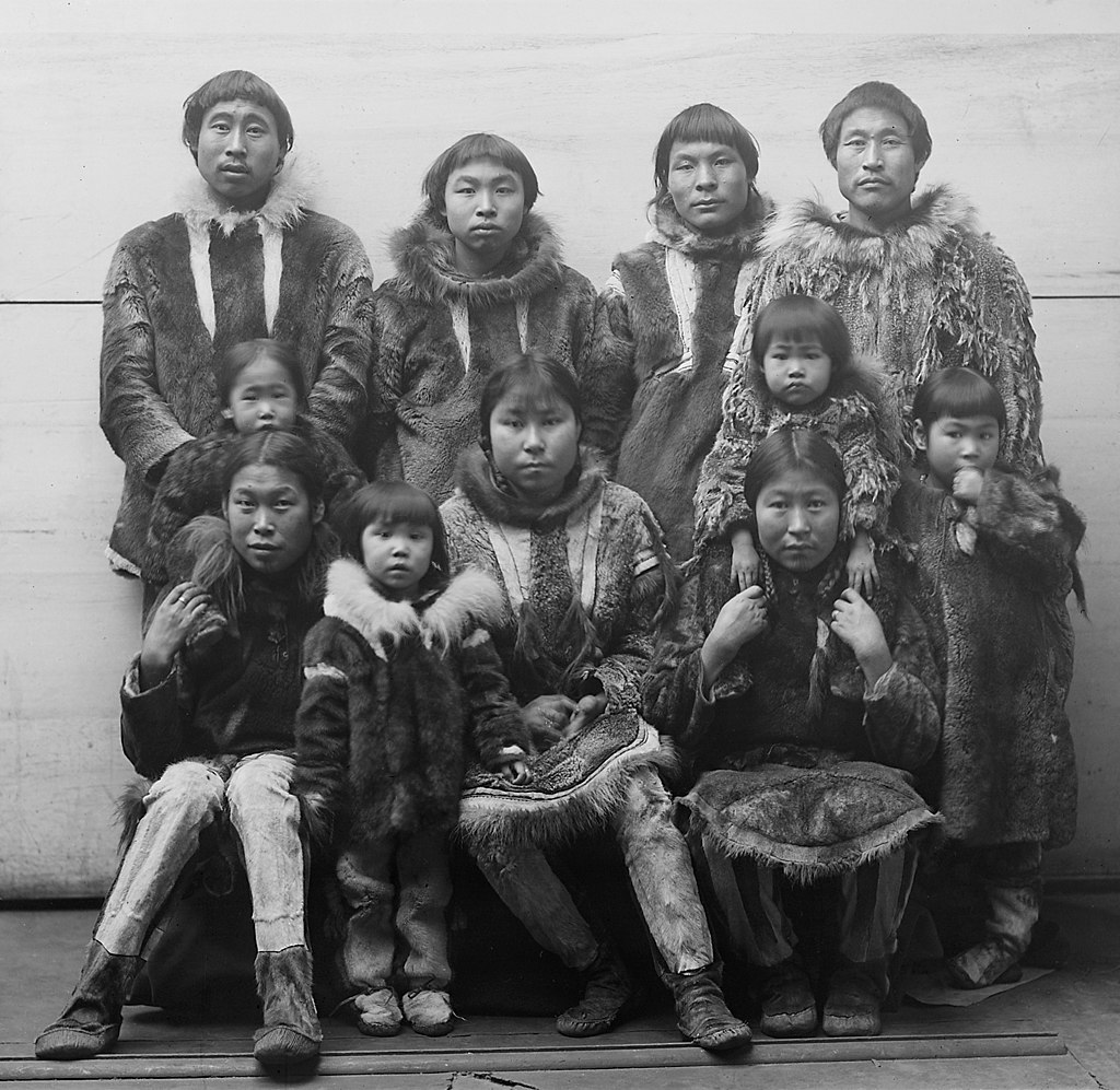 Эскимосы. Фото 1894г.