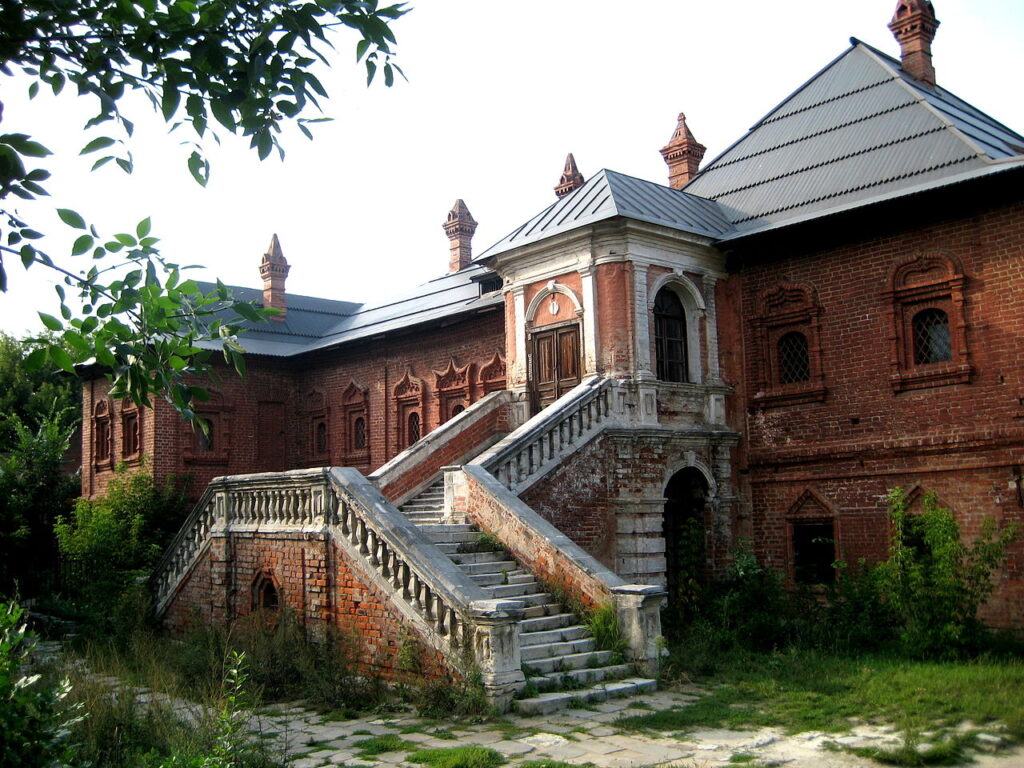 Крутицкое подворье: Митрополичья палата с южной стороны в 2011 году